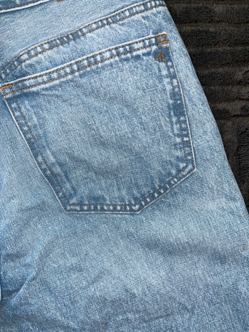 Madewell Light Blue 90’s Straight Leg Jeans - Picture 5 of 11